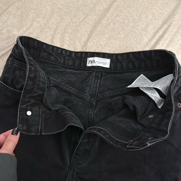 Wide leg or you can call them Baggy style Zara jeans - Picture 3 of 5